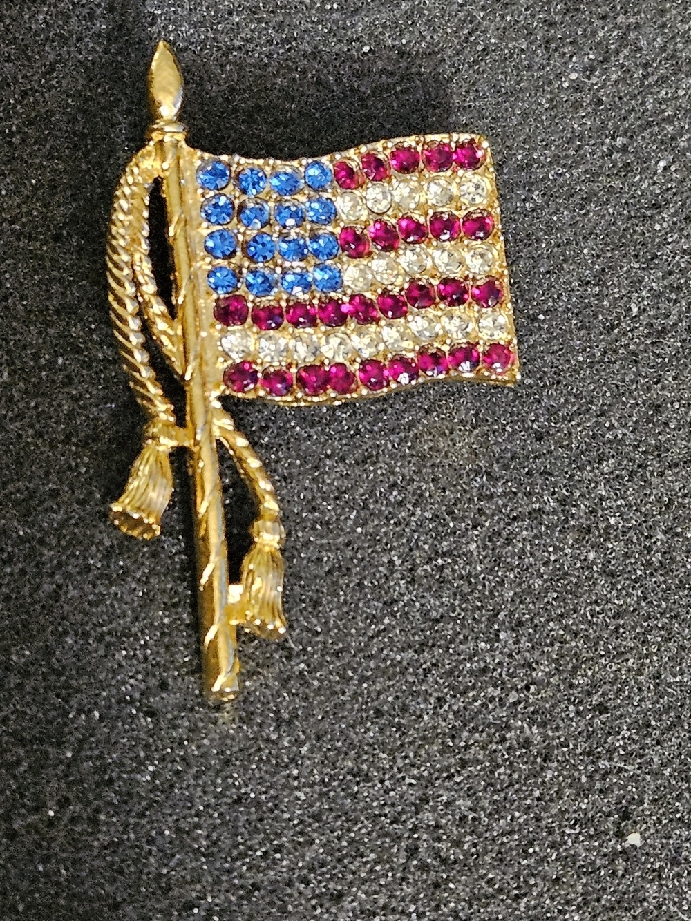 Vintage Gold-Tone American Flag Brooch with Red, Blue, Clear Rhinestones.